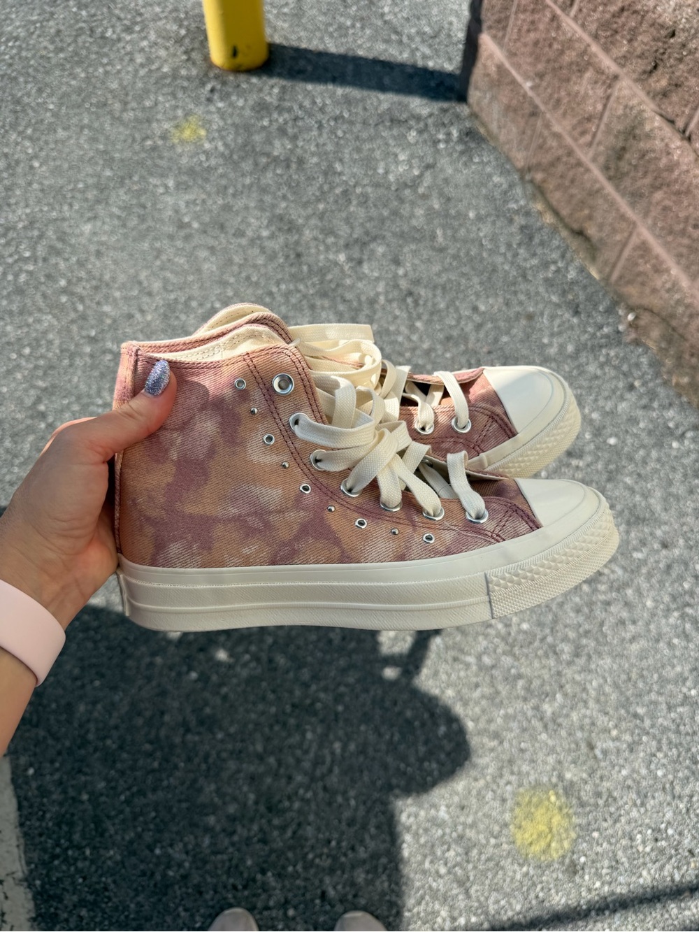 High-Top Converse Sneakers in Mauve Tie-Dye